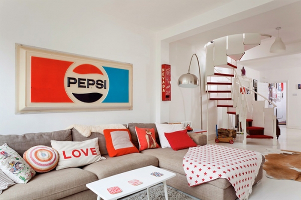 Lovely-Red-And-White-In-This-London-House-3