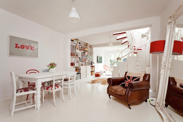 Lovely-Red-And-White-In-This-London-House-4