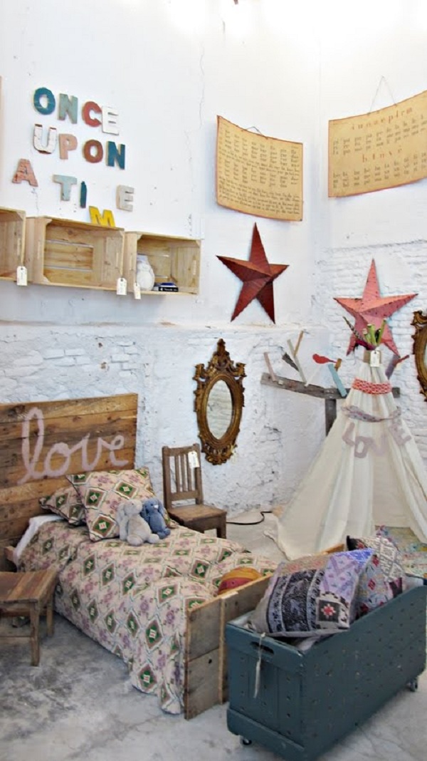 Lovely-Vintage-Interior-Store-4