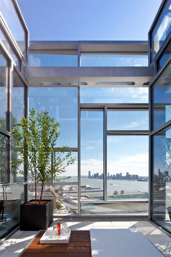 Luxurious-Glass-Penthouse-In-New-York-8