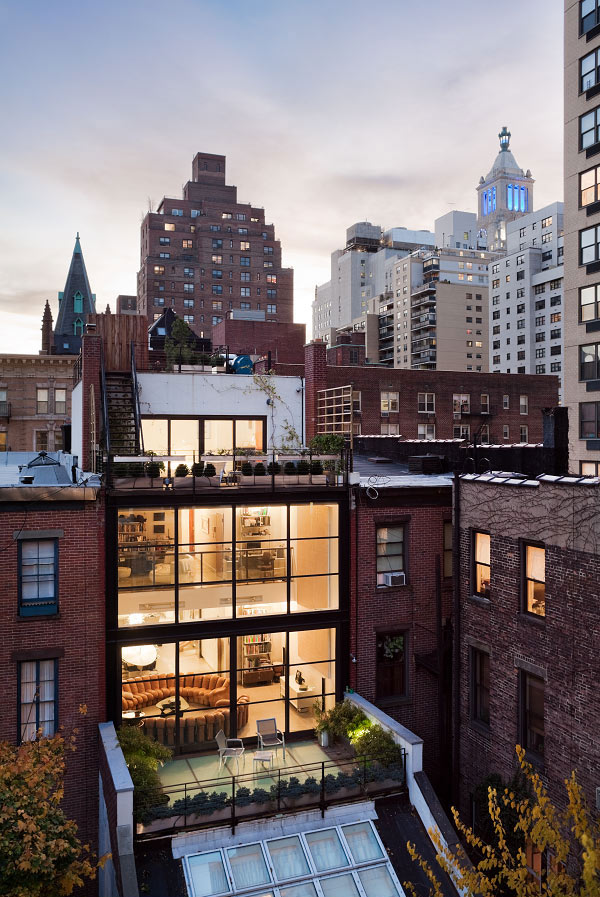 Magnificent-Design-Of-A-Manhattan-Townhouse-2