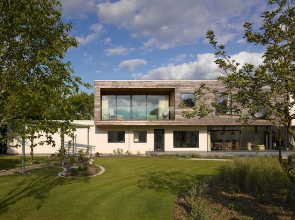 Meadowview-A-Modern-Country-House-1