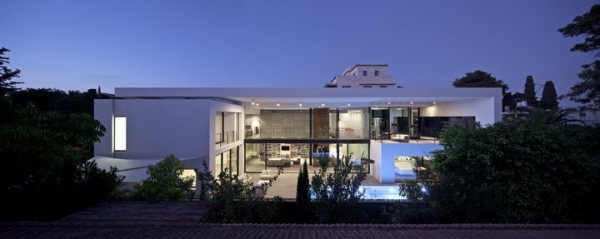 Minimalist-House-Design-2