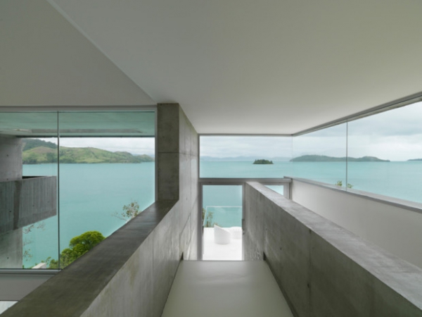 Minimalist-House-Stuns-On-The-Coast-Of-Queensland-12