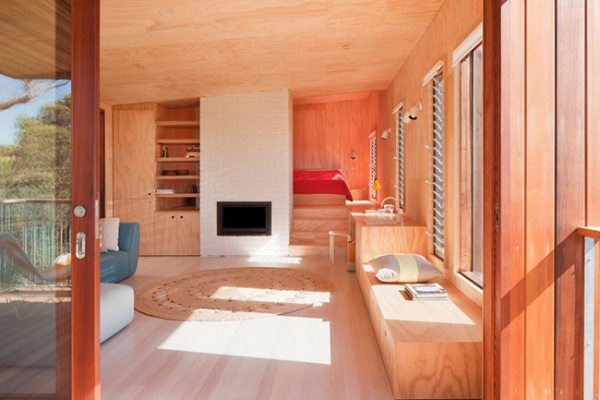 Modern-Beach-House-Built-With-Natural-Materials-9