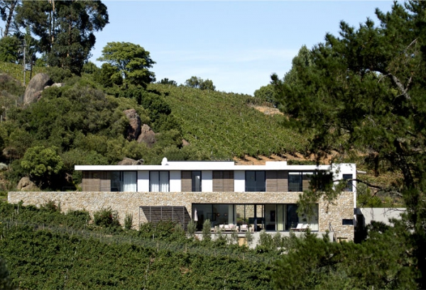 Modern Vineyard Villa In The Motherland  (1).Jpg