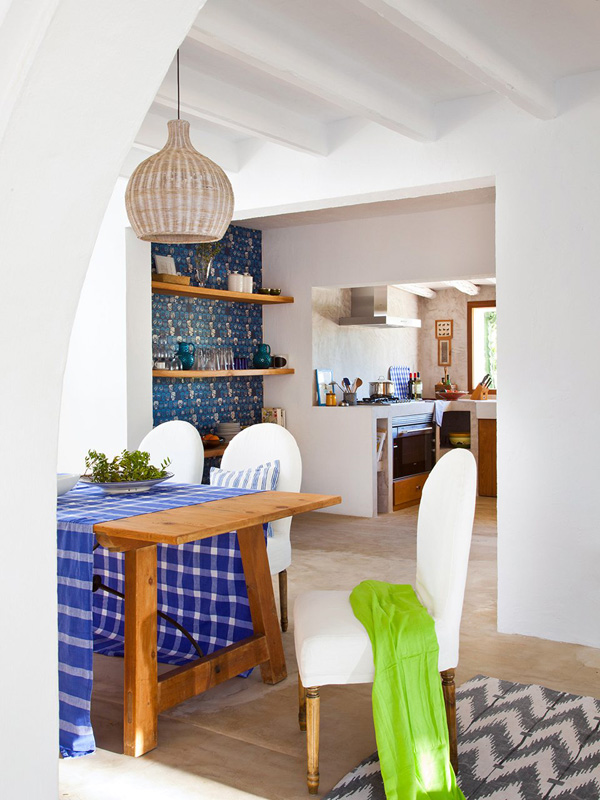 Picture-Perfect-On-The-Beach-An-Ibiza-House-7