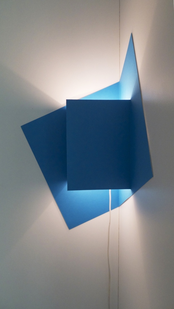 Pop-Up-Corner-Light-By-Well-Well-Designers-3