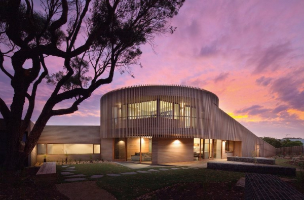 Remarkable-Architecture-Stands-Out-In-Australia-4