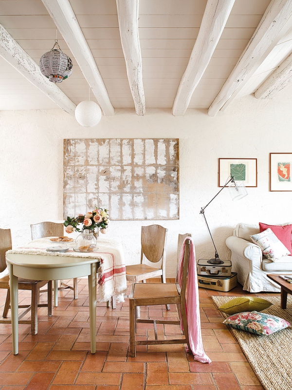 Romantic-Dwellings-Rustic-Charm-With-A-Feminine-Touch-7