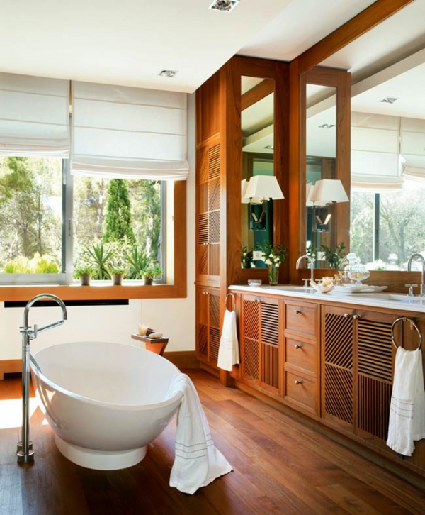 Simple-And-Beautiful-Wood-Bathroom-1