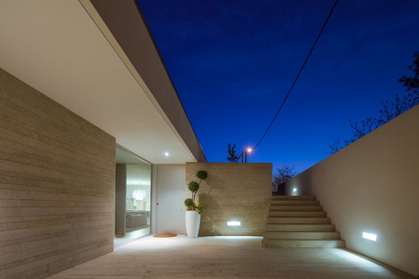 Single-Storey-House-In-Portugal-Will-Blow-Your-Mind-20