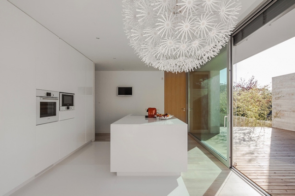 Single-Storey-House-In-Portugal-Will-Blow-Your-Mind-4