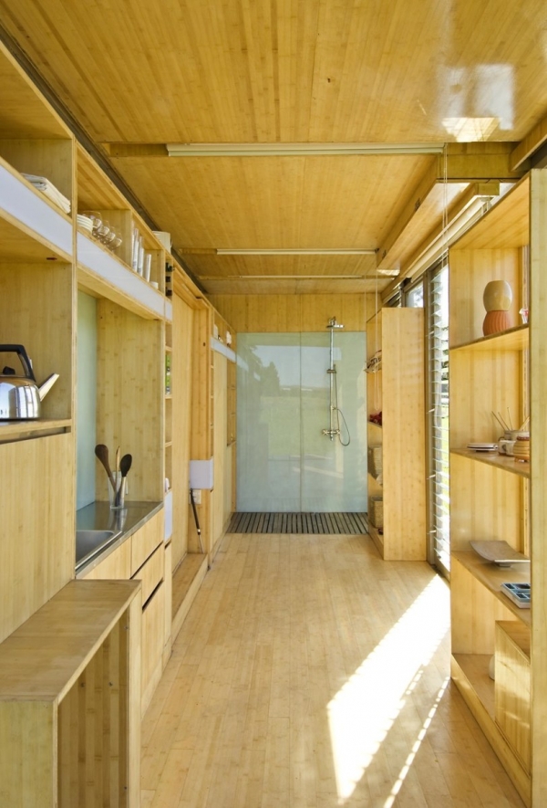 Sleek-And-Beautiful-A-Container-Home-5