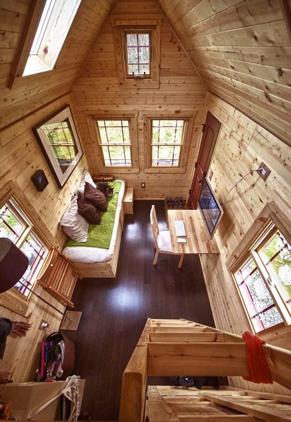 Small House on Wheels – Adorable Home