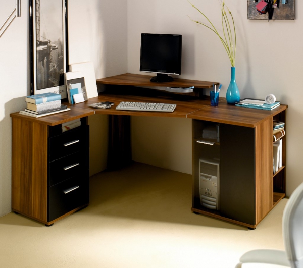 Corner Desks 10