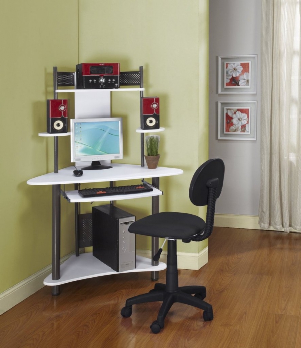 Corner Desks 4