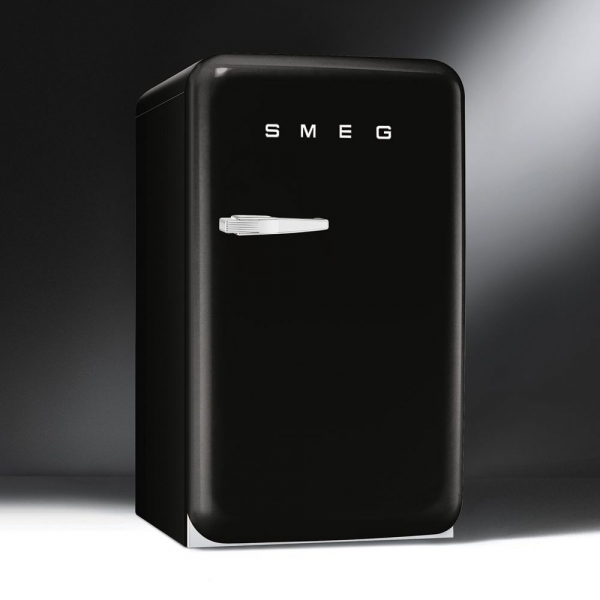 Smeg-Fancy-Fridges-10