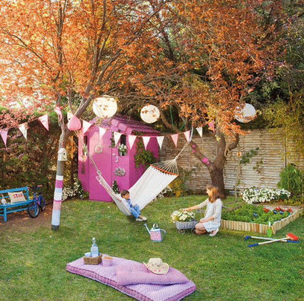 So-Much-Personality-In-This-Amazing-Backyard-3