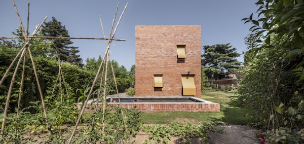 Spanish Brick House 1101 (2)