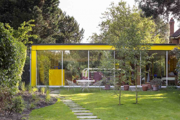 Striking-House-And-Bold-Statements-1