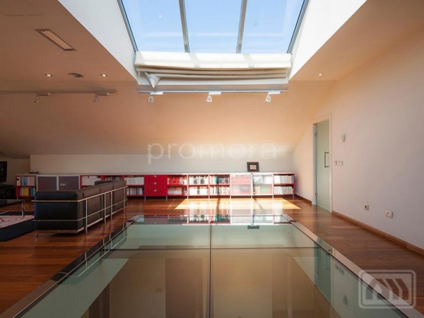 Stunning Madrid Villa Perfect For The Family (14)