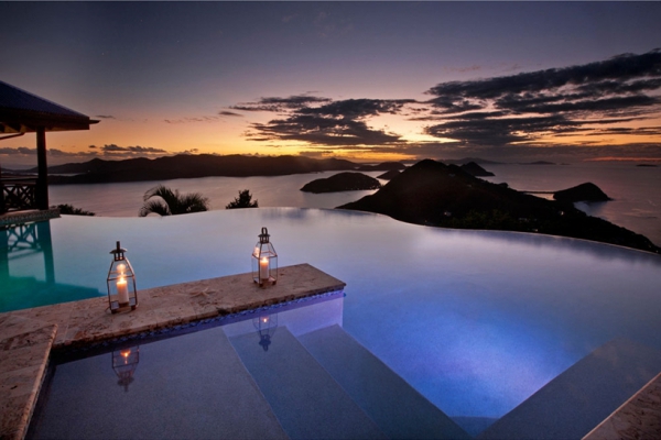 Stunning Swimming Pools 14