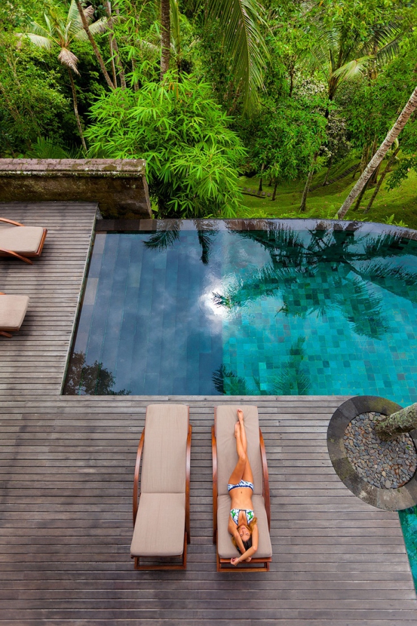 Stunning Swimming Pools 19