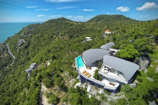 Stunning Villa On Top Of The World  (2)