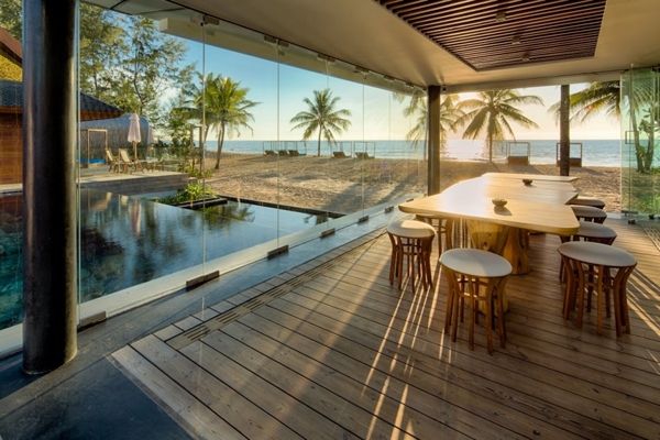 Stunning Villas At This Luxury Beach Hotel (10)