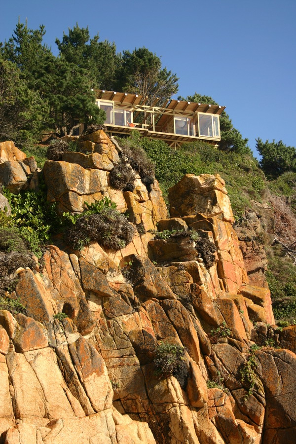 Stunning-Wood-Cabin-With-A-View-To-Die-For-1