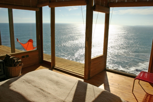 Stunning-Wood-Cabin-With-A-View-To-Die-For-6