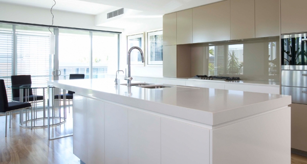 Stylish Quartz Kitchen Countertops (4)