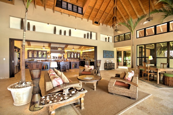 Caribbean Beachfront Villa (3)