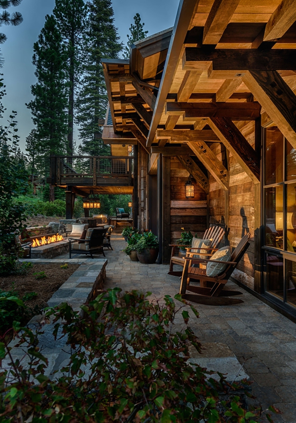 Rustic Mountain Cabin (18)