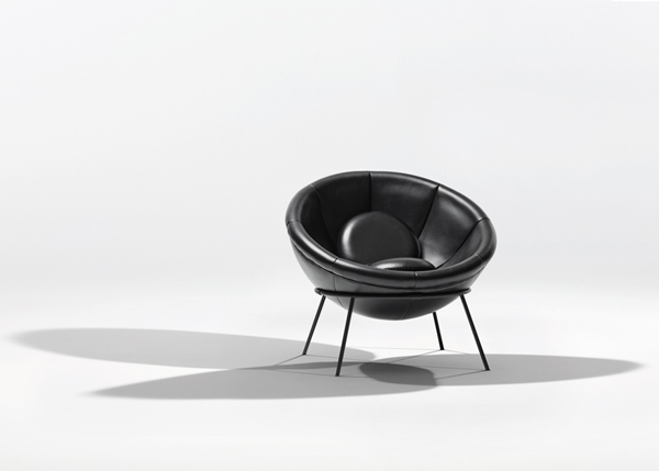 The-Bowl-Chair-Fashionable-And-Unique-Piece-Of-Furniture-7