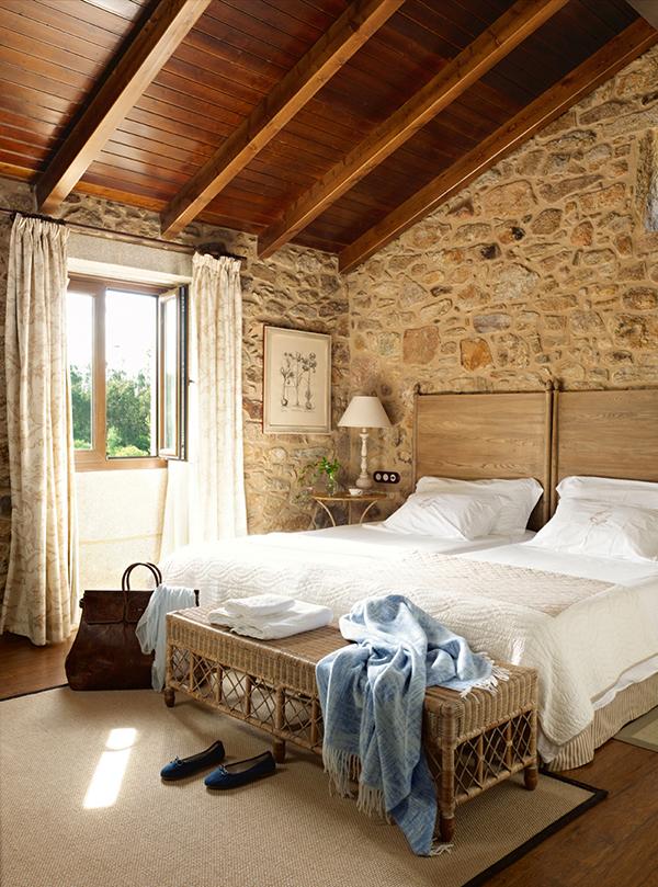 The-Coziest-Country-Hotel-Imaginable-3