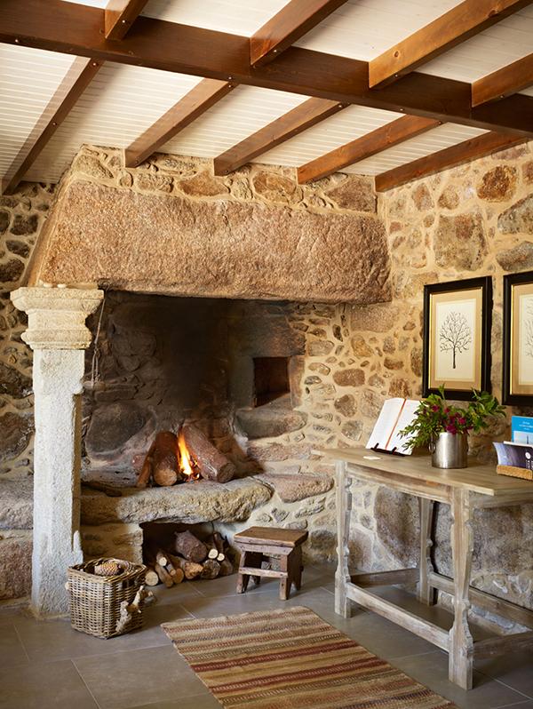 The-Coziest-Country-Hotel-Imaginable-9