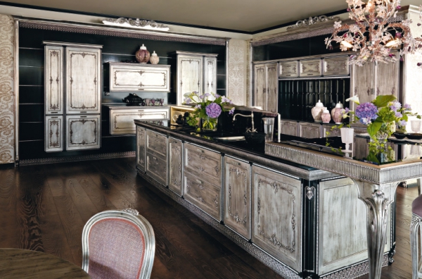 The ‘Fenice’ Baroque Style Kitchen (4).Jpg