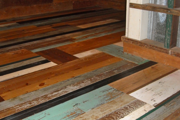 The trendy painted reclaimed wood flooring – Adorable Home