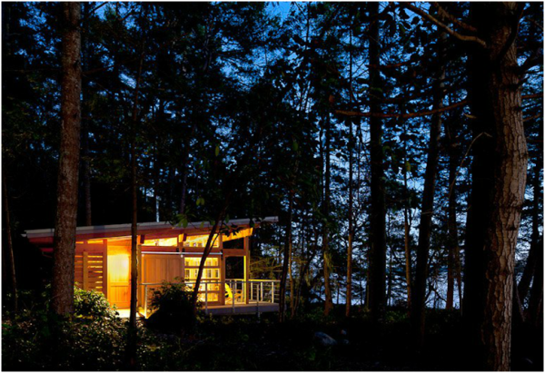 This-Timber-Home-Provides-The-Perfect-Summer-Retreat-9