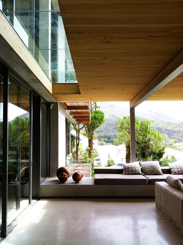 Luxury-Family-House-In-South-Africa-11