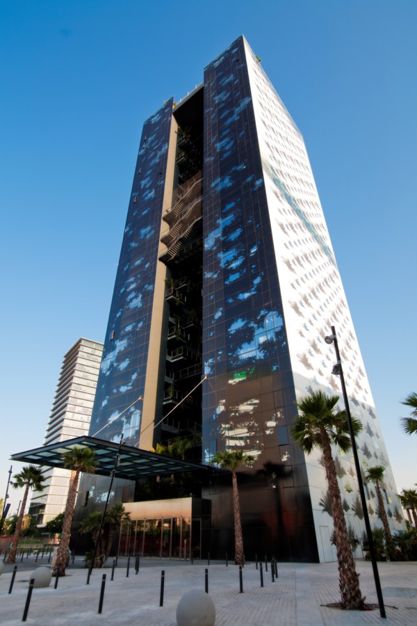 Tower Hotel In Barcelona (1)