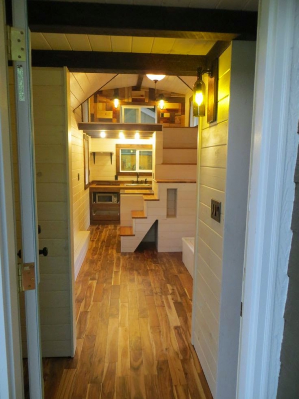 Tread Lightly On The Earth With 4 Great Tiny Homes (9)