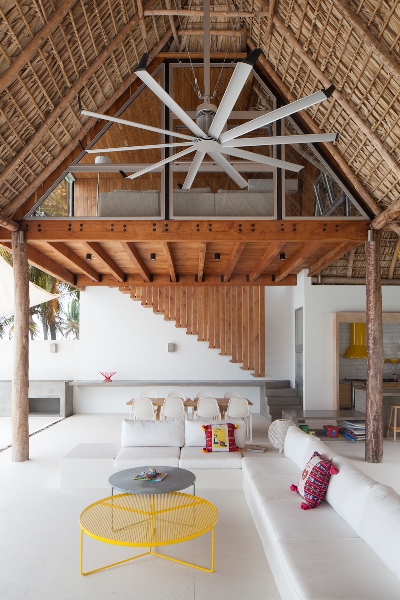 Tropical Dreams Island Style Homes  (2)