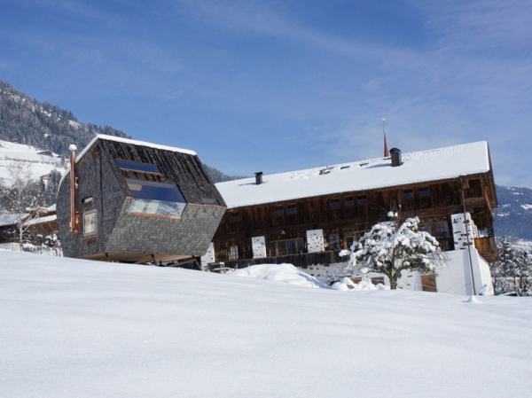 Ufogel-An-Idyllic-Winter-Guest-House-1