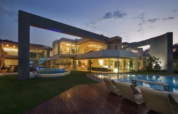 Luxury Glass House Johannesburg (20).Jpg