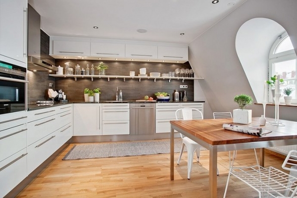 White-And-Wood-In-The-Kitchen-10