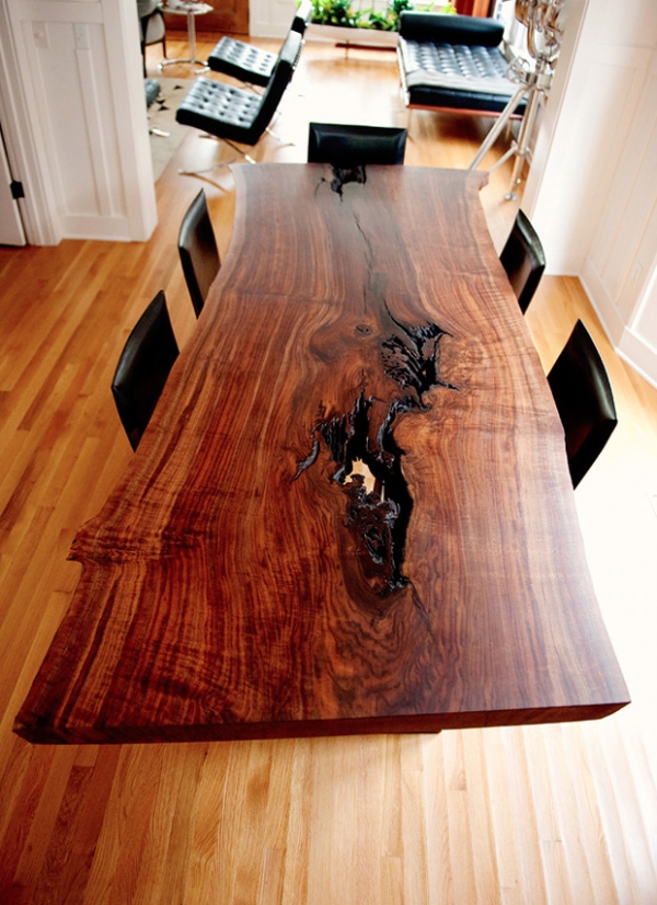 Wood-Slab-Table-Shows-True-Beauty-1