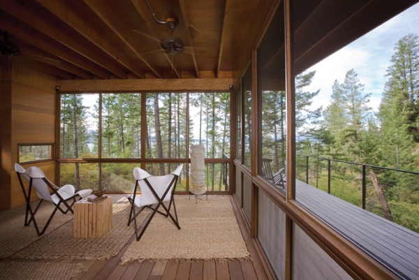 Wooden Forest Cabin In Montana (4).Jpg